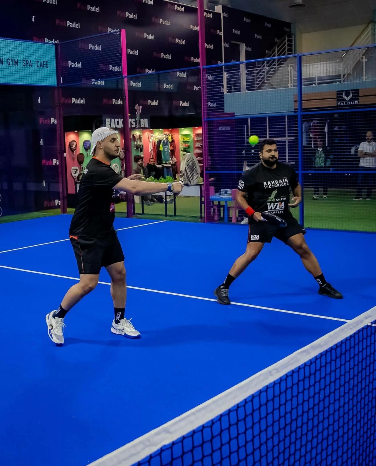 ترقب لانطلاق مسابقتي شد الحبل والبادل