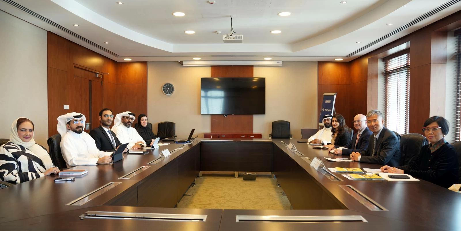 الوكيل المساعد للطرق يستقبل الرئيس التنفيذي لمركز التعاون متعدد الأطراف لتمويل التنمية