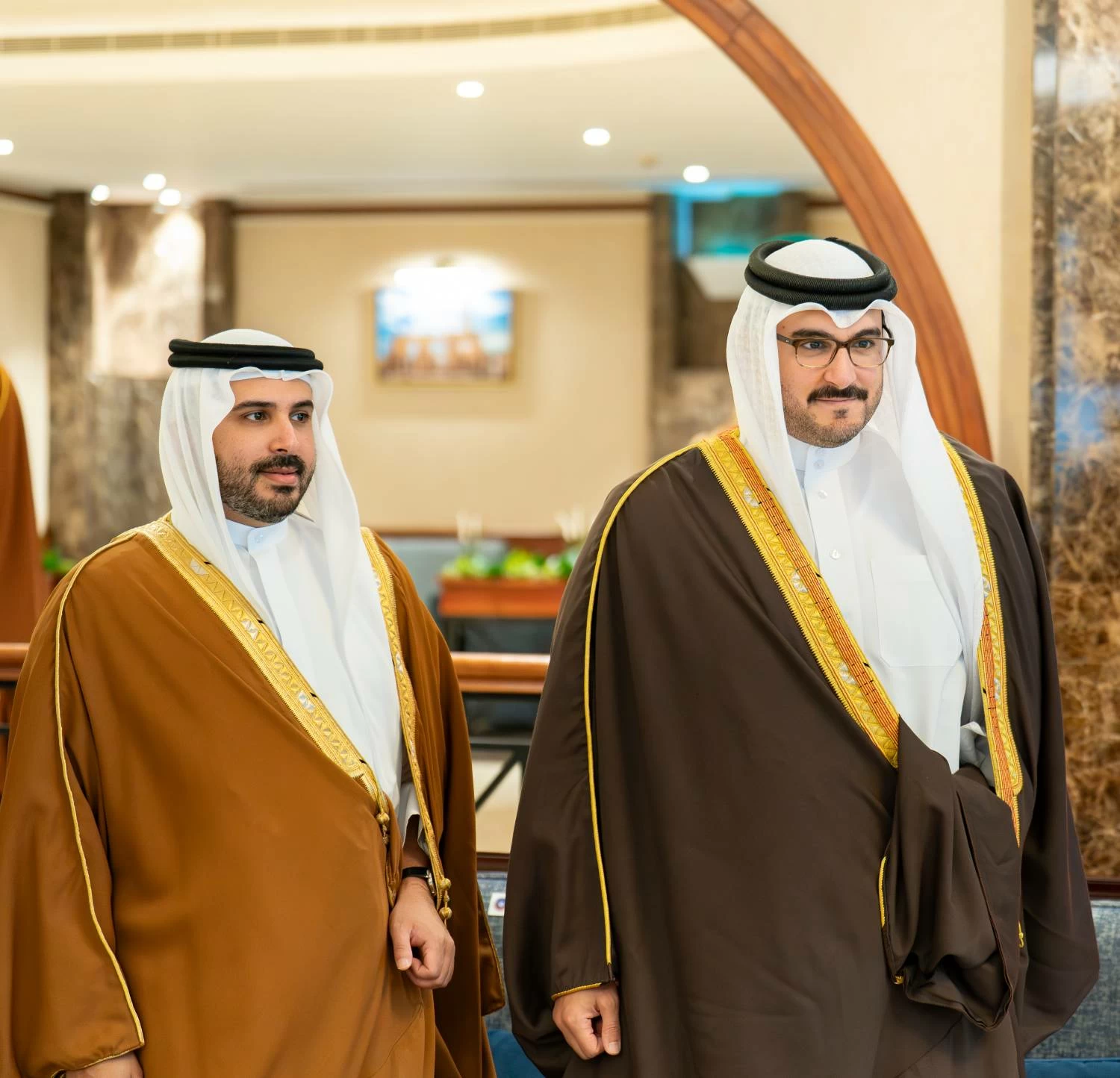 نائب الملك ولي العهد يؤكد اعتزازه بالجهود الوطنية الصادقة التي يبذلها منتسبو قوة دفاع