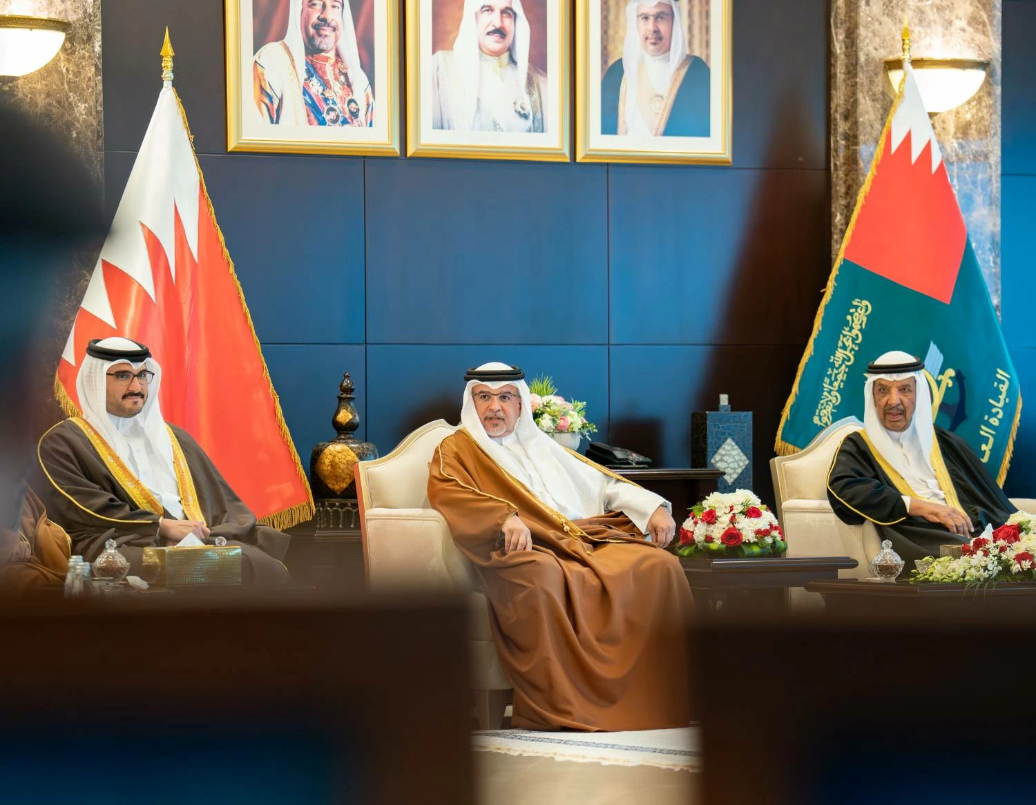 نائب الملك ولي العهد يؤكد اعتزازه بالجهود الوطنية الصادقة التي يبذلها منتسبو قوة دفاع