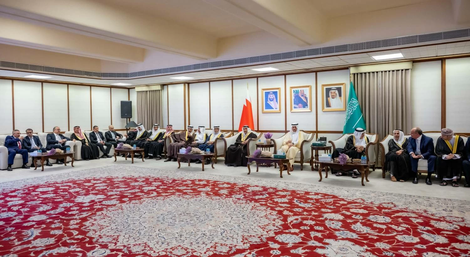 خالد بن عبد الله يحضر حفل السفارة السعودية بمناسبة ذكرى يوم التأسيس