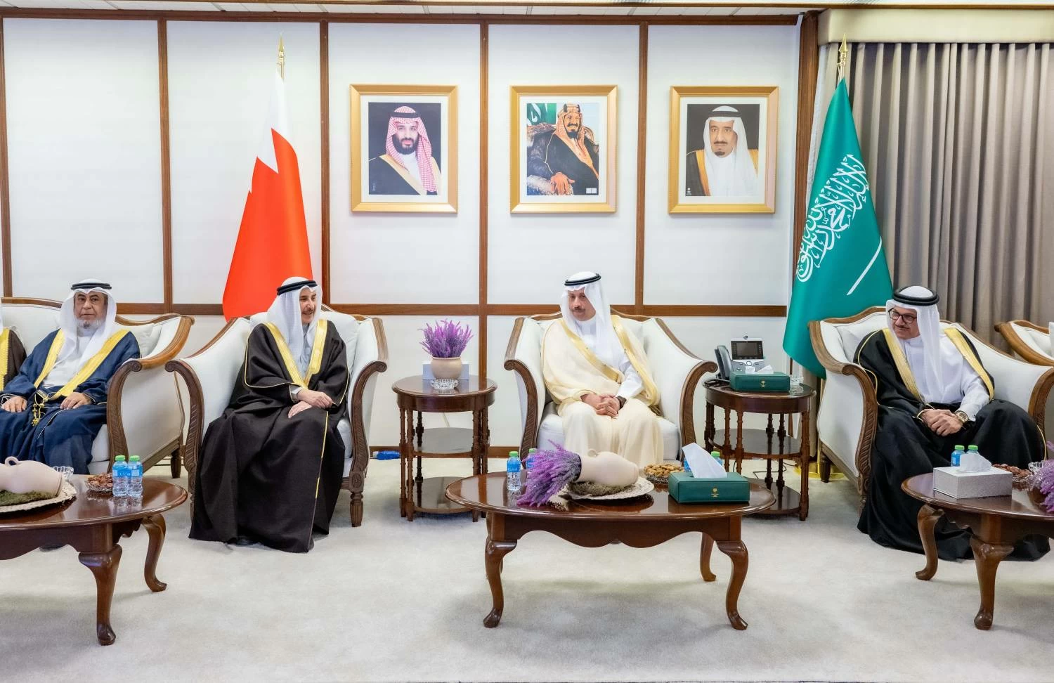 خالد بن عبد الله يحضر حفل السفارة السعودية بمناسبة ذكرى يوم التأسيس