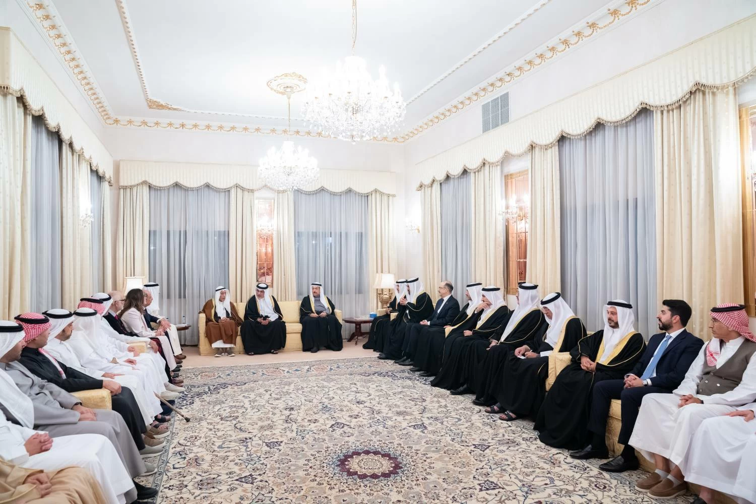 نائب الملك ولي العهد: الاقتصاد الوطني نما بأكثر من 5 أضعاف حجمه والمساعي دائمة لتحقيق الخير والأمل