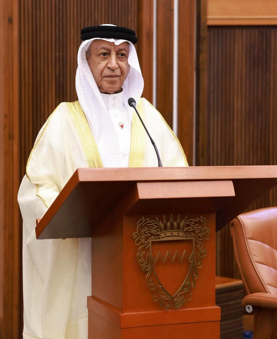 &laquo;الشورى&raquo; يرفض أولوية توظيف البحرينيين في مؤسسات التعليم الخاص