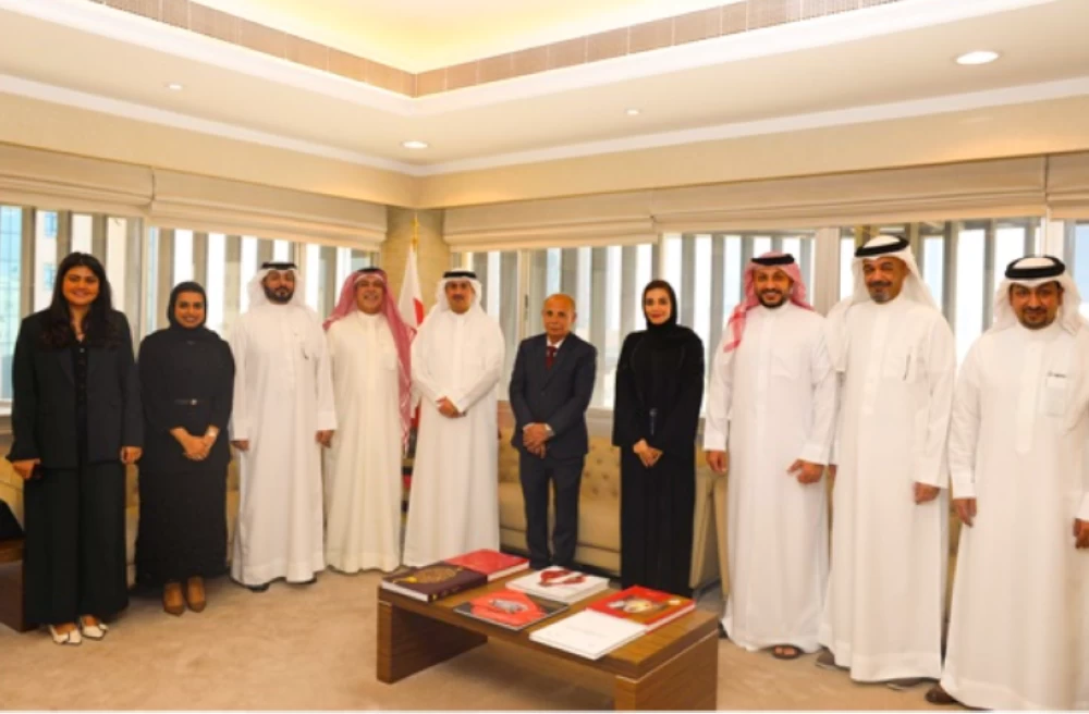وزير العدل يستقبل رئيس وأعضاء جمعية المحامين البحرينية