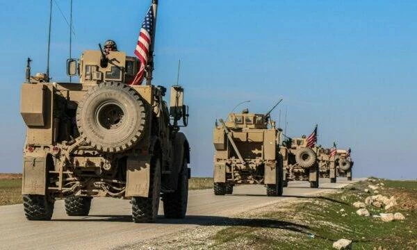 القوات الأمريكية تبدأ انسحابها من قاعدة &laquo;قسرك&raquo; في الحسكة.. آخر معاقلها شمالي سوريا