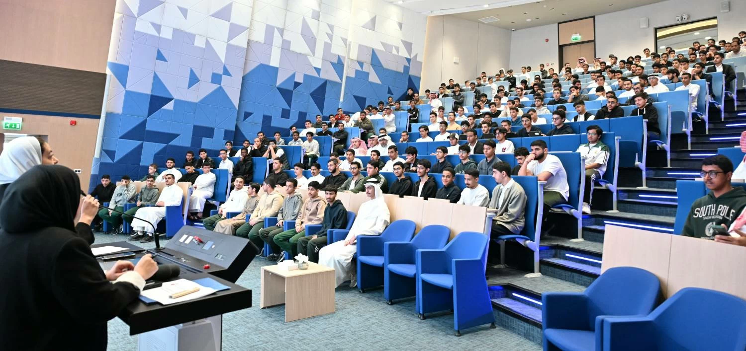 برنامج ولي العهد للمنح الدراسية العالمية يبدأ محاضراته التعريفية لطلبة المدارس