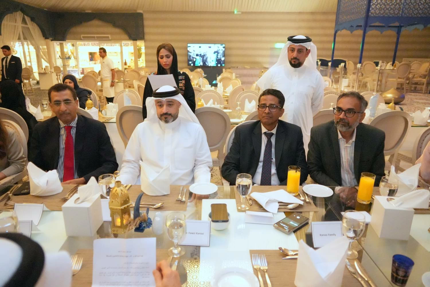 &laquo;يوسف بن أحمد كانو&raquo; تقيم غبقتها الإعلامية في خيمة فندق الخليج الرمضانية