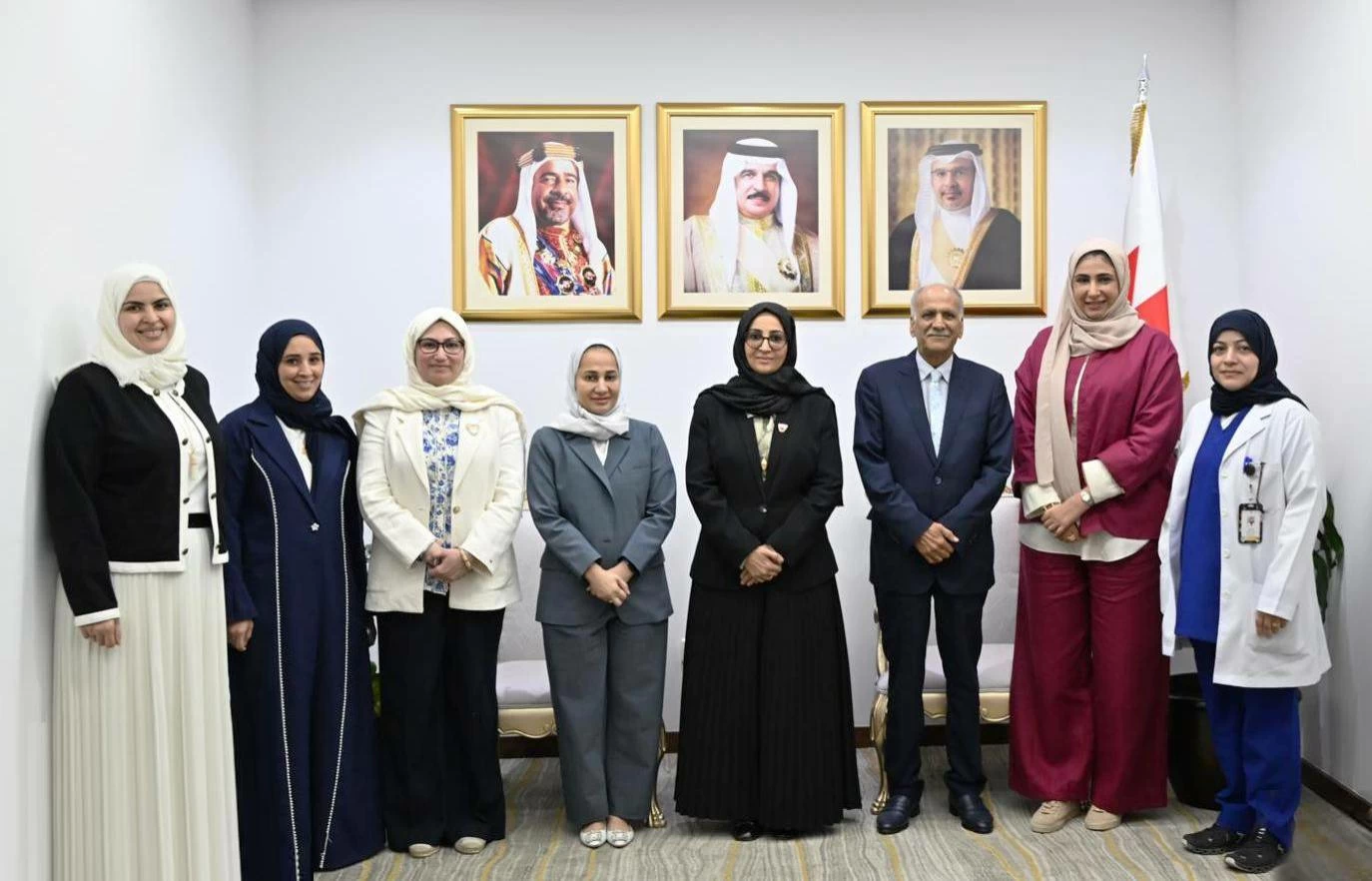 وزيرة الصحة تستقبل رابطة الطب النفسي للأطفال والناشئة بـ"الأطباء البحرينية"