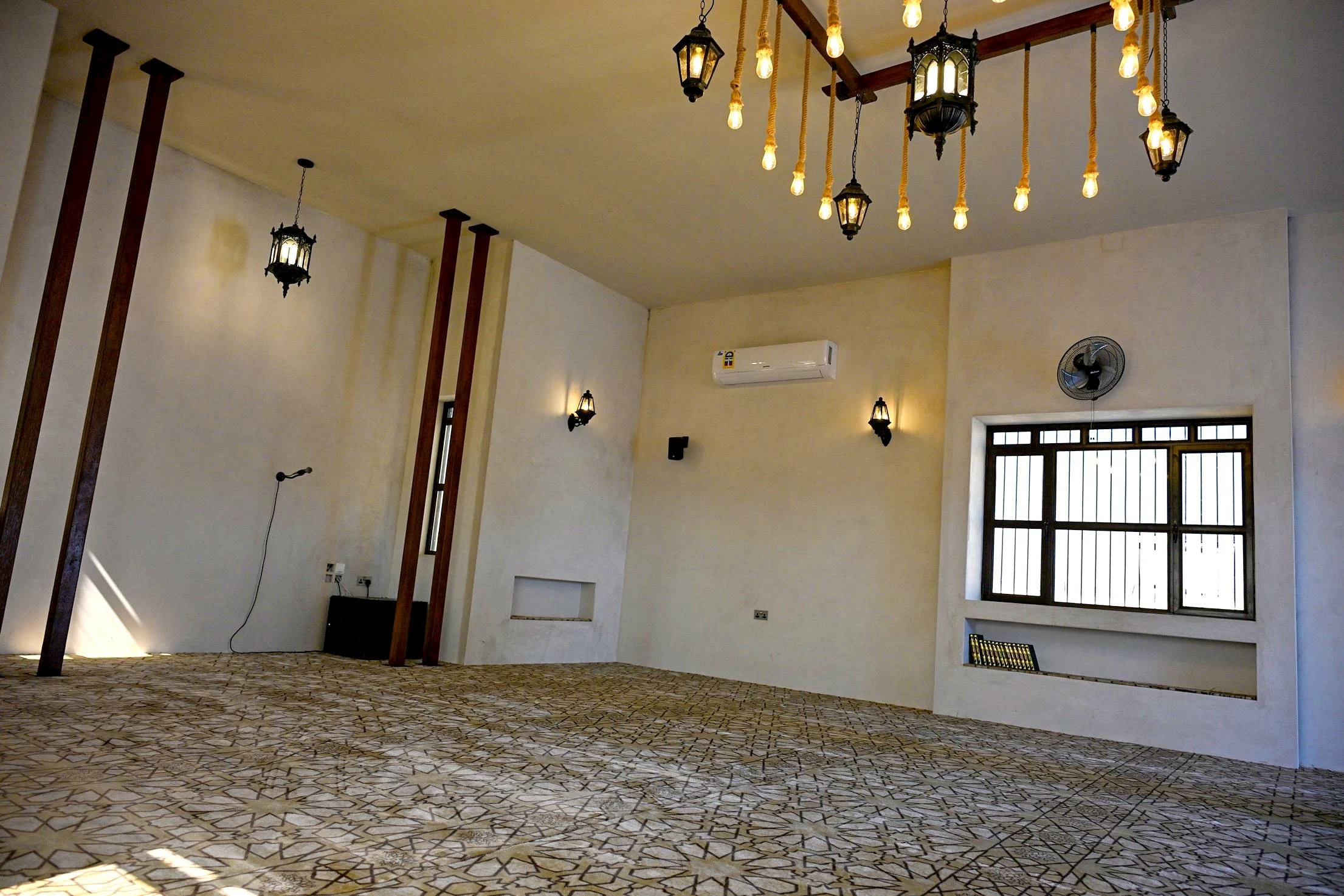 "الجعفرية" تفتتح مسجد أبو صفي بشهركان ومسجد بن ضيف بكرزكان بعد استكمال الصيانة