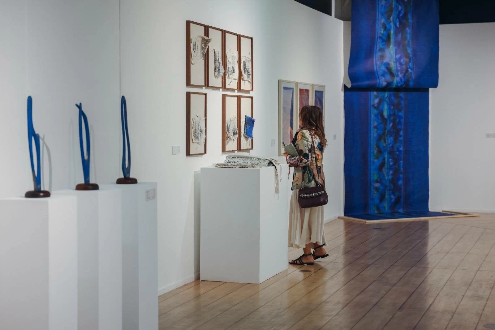 معرض البحرين السنوي للفنون التشكيلية يحتضن 75 فناناً تشكيلياً من مختلف المقاربات البصرية