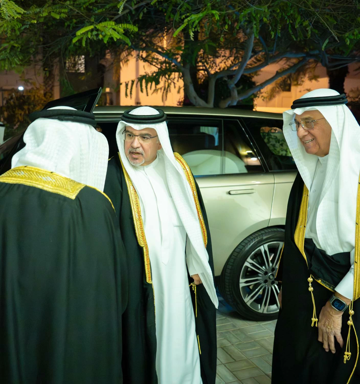 ولي العهد رئيس الوزراء يزور عدد من المجالس الرمضانية