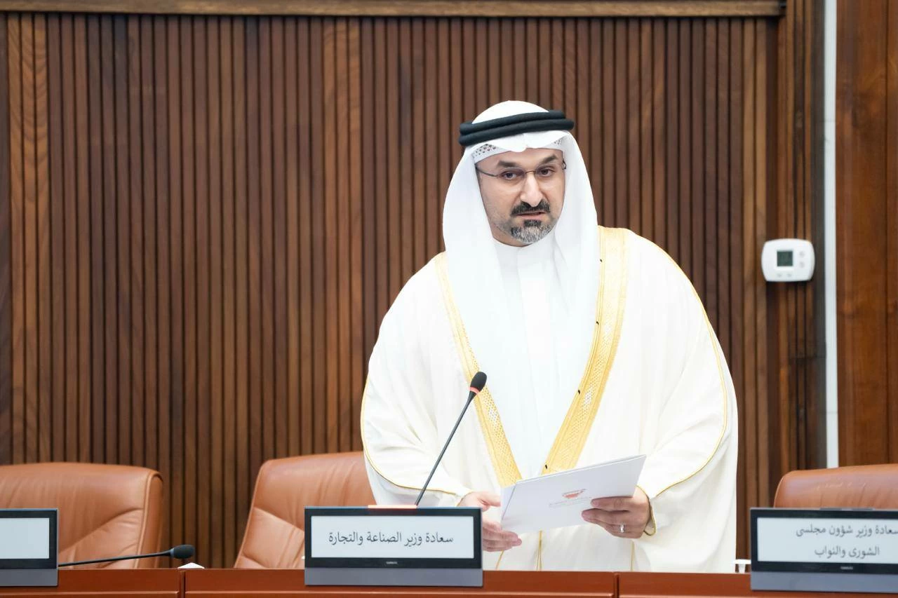 وزير الصناعة: ٪19 فقط من السجلات مملوكة بالكامل لأجانب