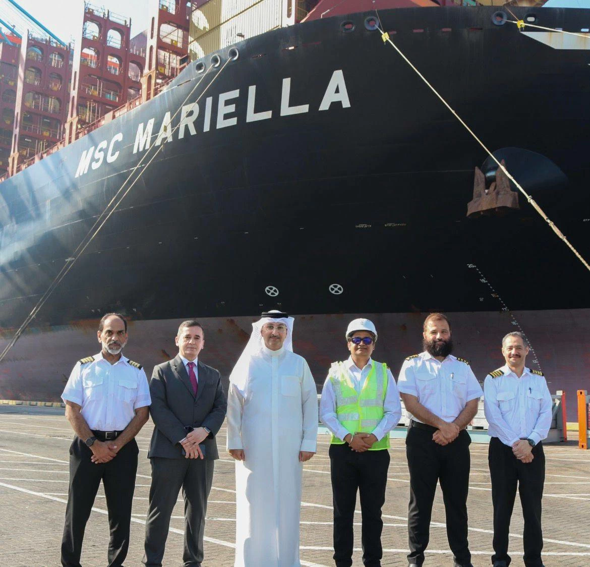 وصول سفينة "MSC MARIELLA" إلى ميناء خليفة بن سلمان كأضخم سفينة حاويات تدخل المياه الإقليمية لمملكة البحرين