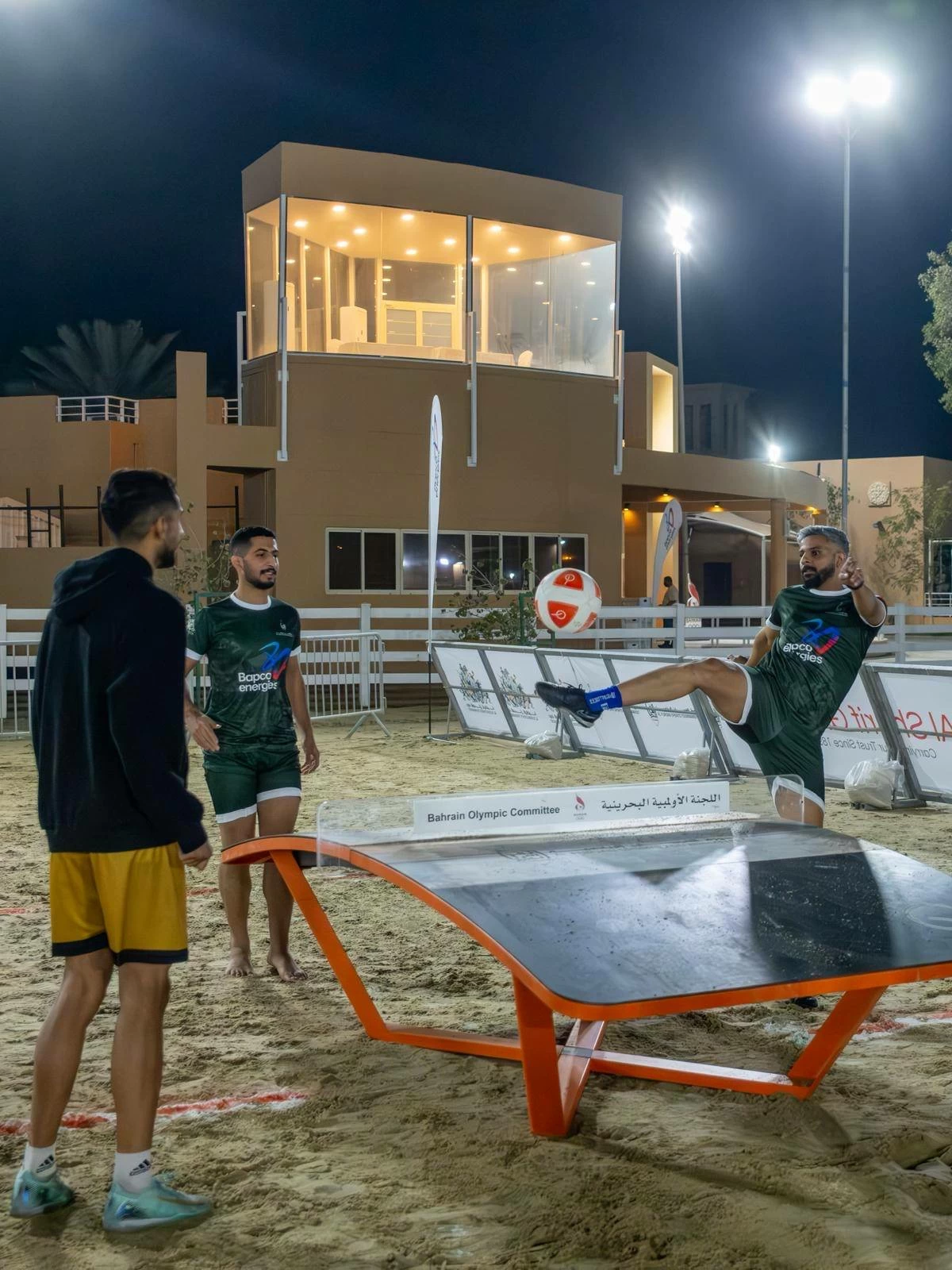 ارتفاع وتيرة المنافسات في دورة الفرسان الرياضية الثانية