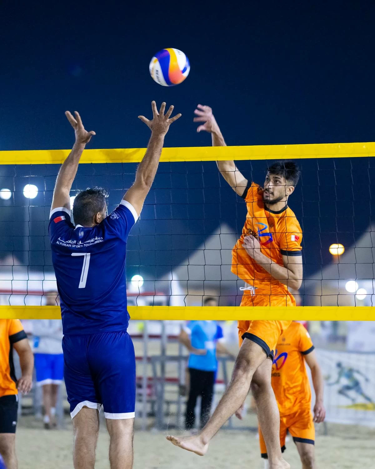 ارتفاع وتيرة المنافسات في دورة الفرسان الرياضية الثانية