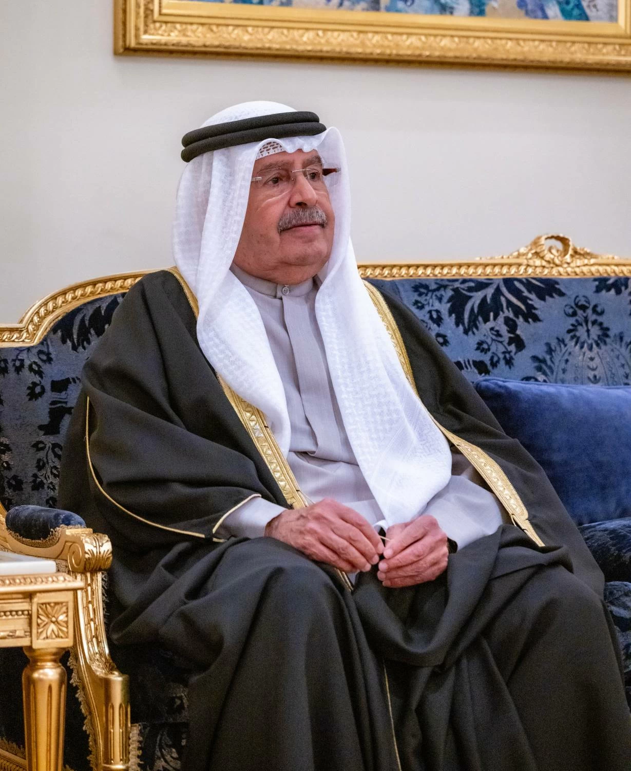 علي بن خليفة يستقبل أفراداً من العائلة المالكة الكريمة ورؤساء بعثات دبلوماسية ومواطنين