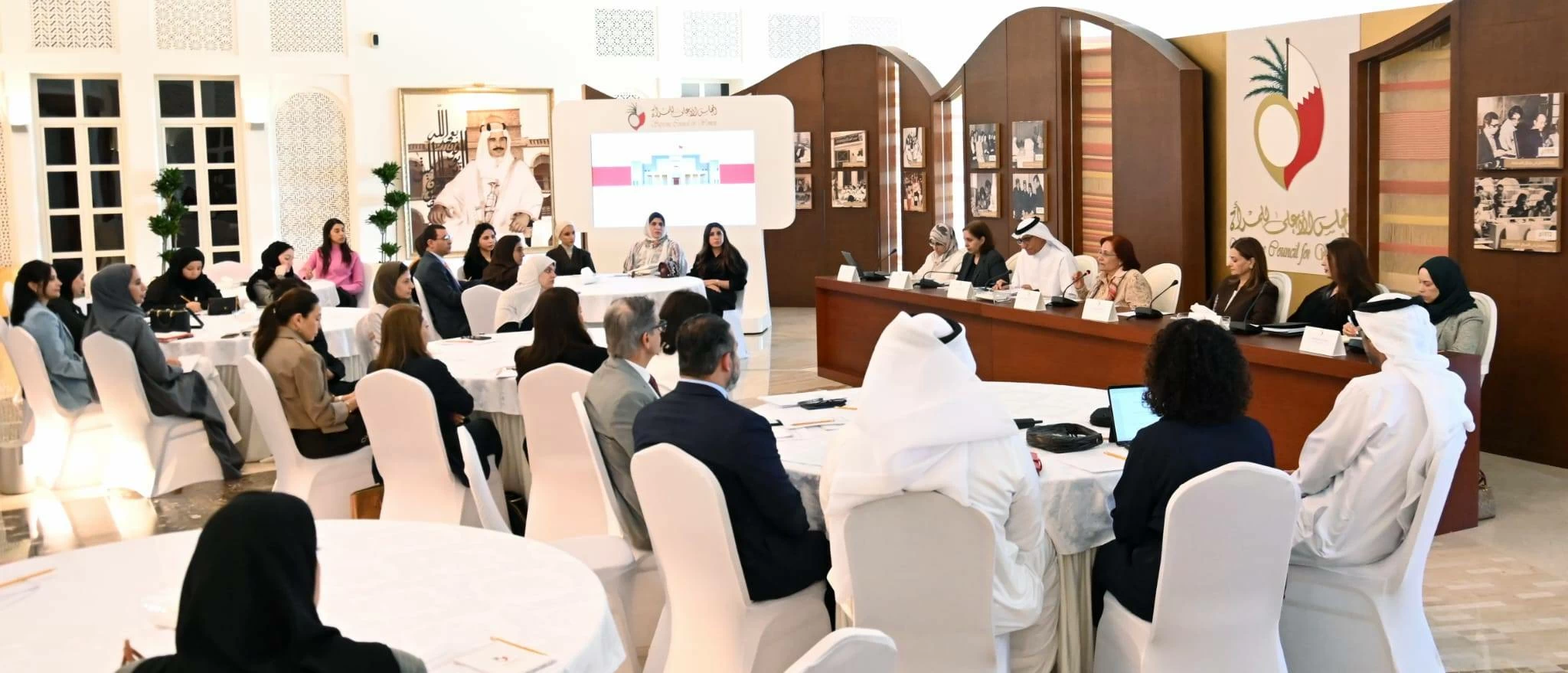 الأمانة العامة للمجلس الاعلى للمرأة بالتوافق مع مؤسسات القطاع الخاص اعتماد مهام واختصاصات لجان تكافؤ الفرص