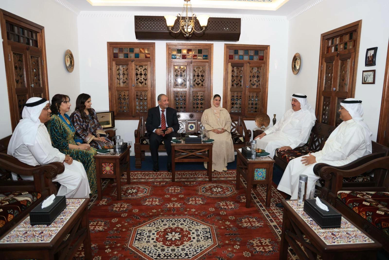 دارة الأنصاري تبحث سبل تعزيز التعاون الثقافي والفني مع المجلس الوطني للفنون