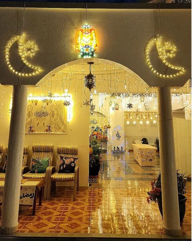 الدعيس: زينة رمضان مباحة في أصلها.. والإسراف يفقده روحه