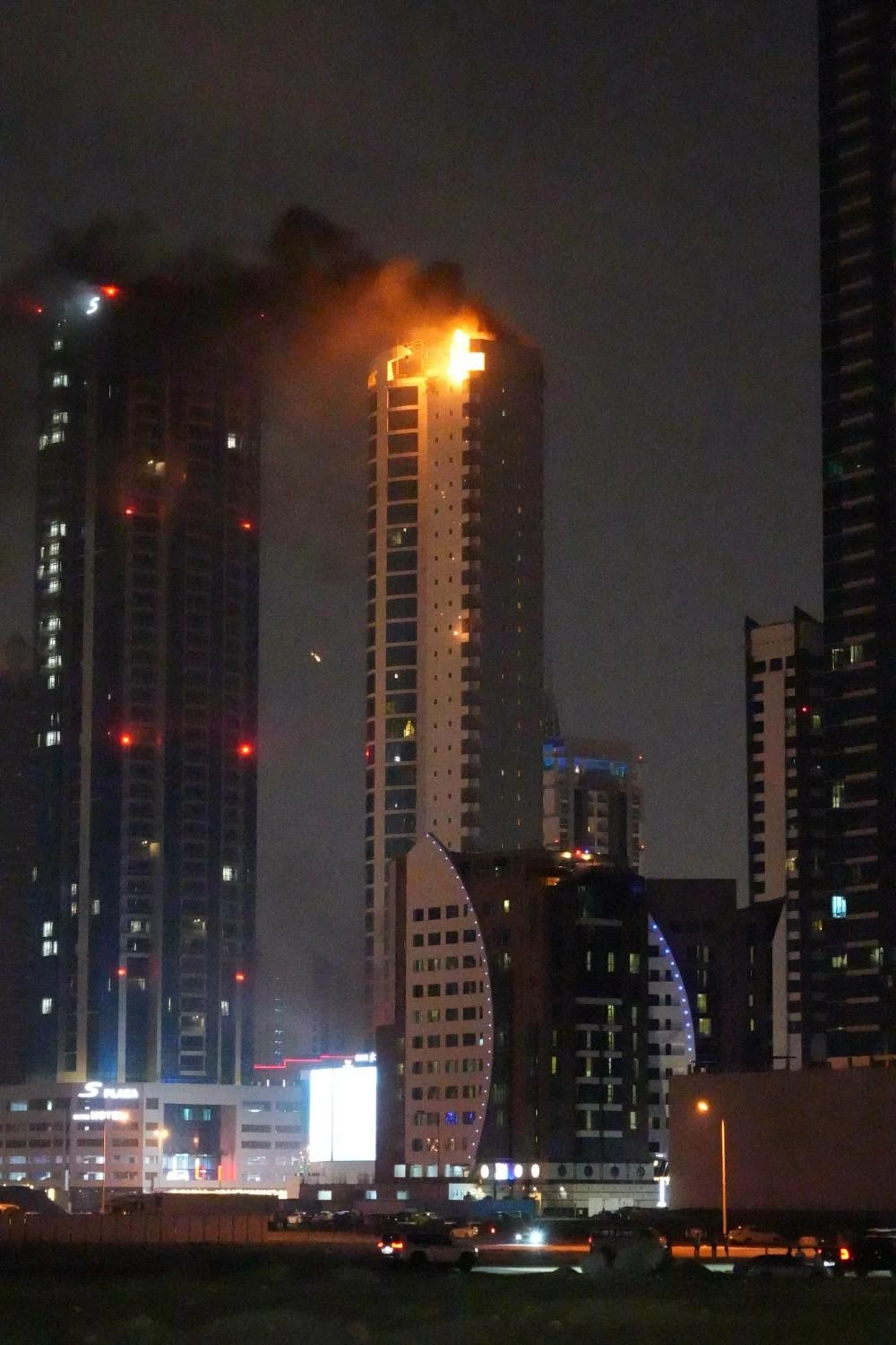 اعتداء غاشم على أحد الأبراج السكنية في ضاحية السيف