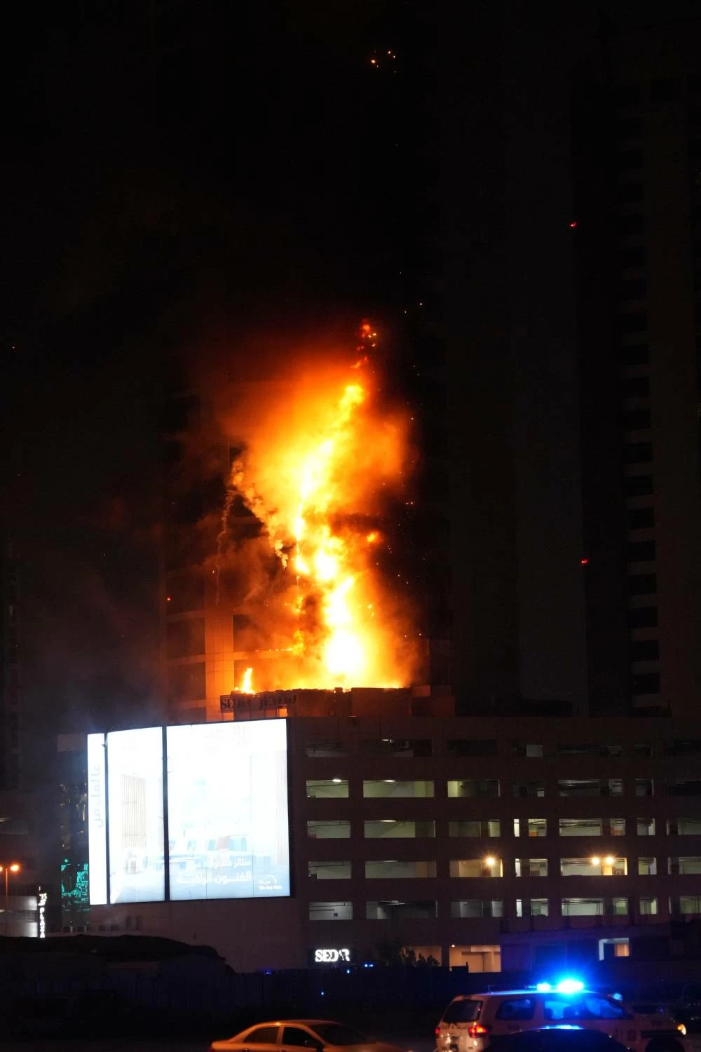 اعتداء غاشم على أحد الأبراج السكنية في ضاحية السيف