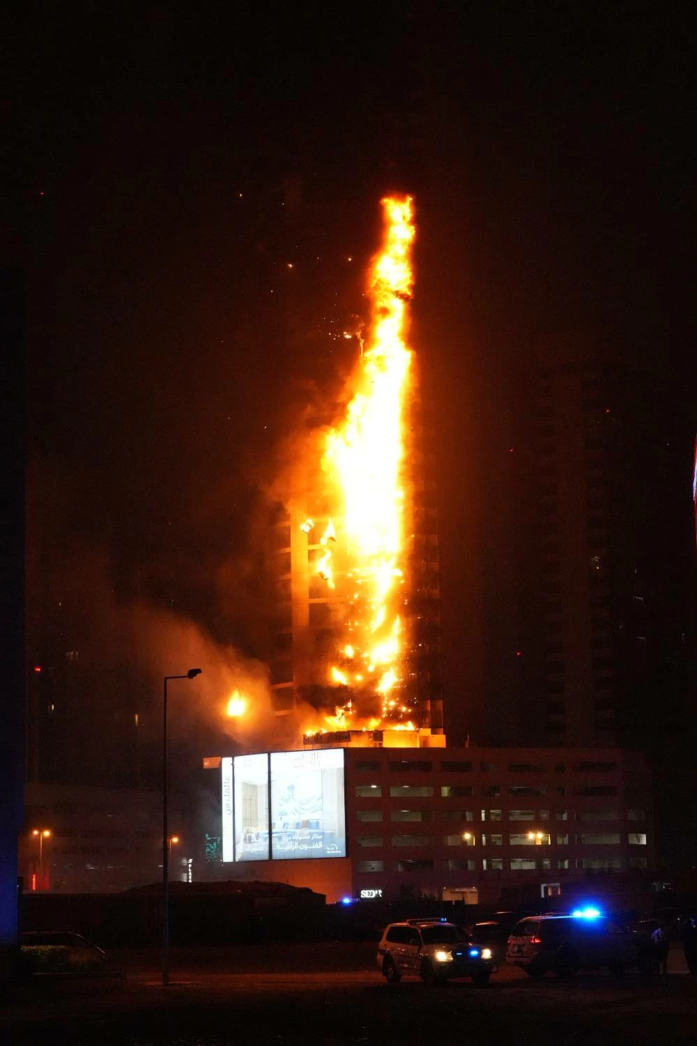 اعتداء غاشم على أحد الأبراج السكنية في ضاحية السيف