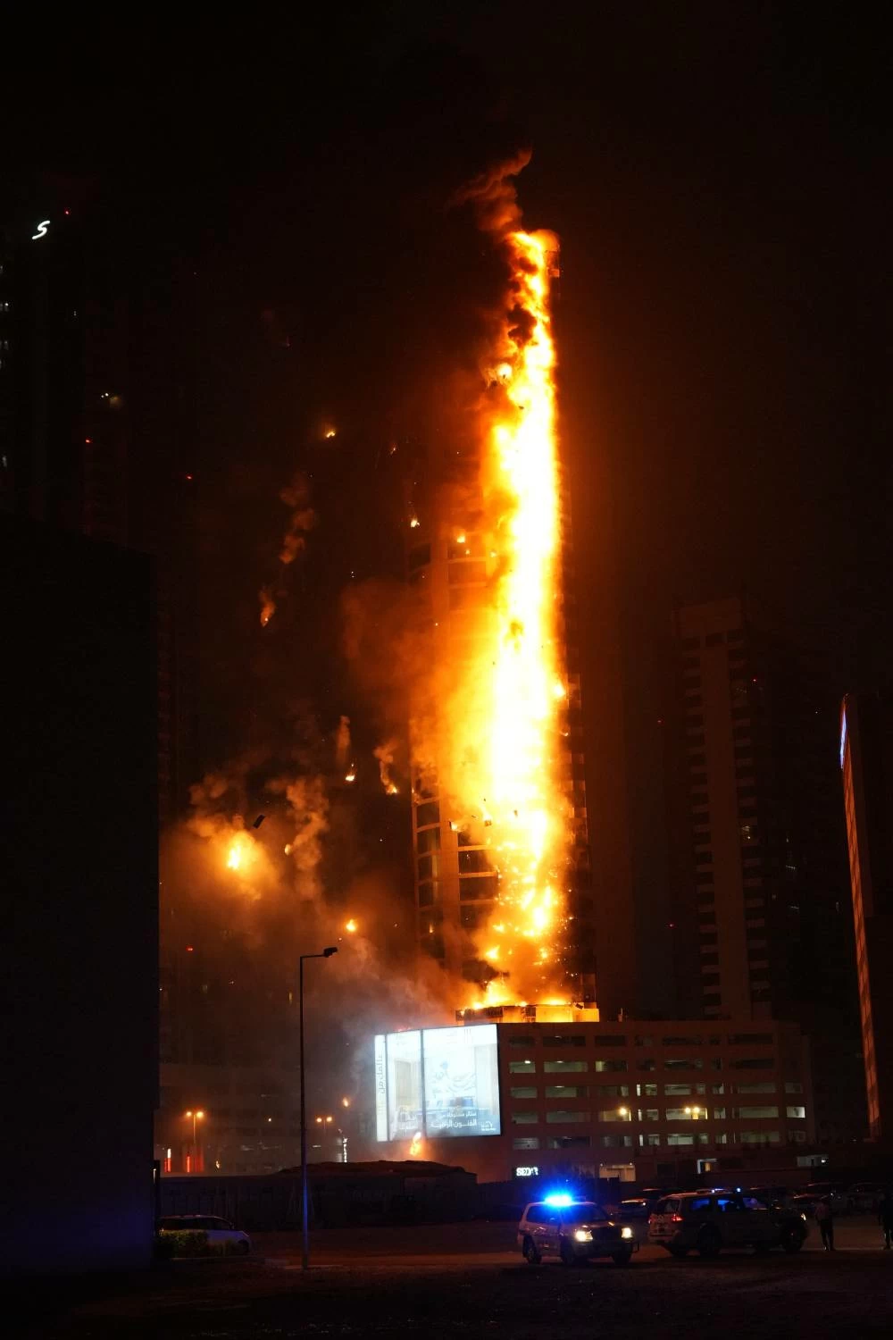 اعتداء غاشم على أحد الأبراج السكنية في ضاحية السيف