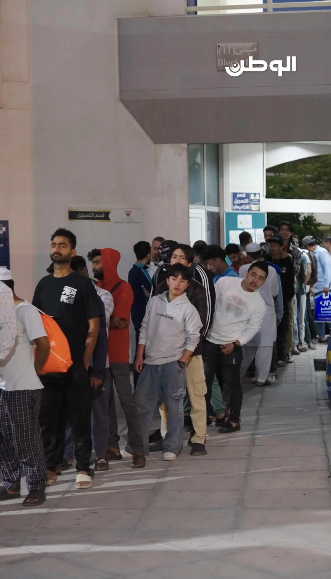 &laquo;الوطن&raquo; ترصد أوضاع المقيمين في مركز الإيواء بـ&laquo;أحمد العمران الثانوية للبنين&raquo;