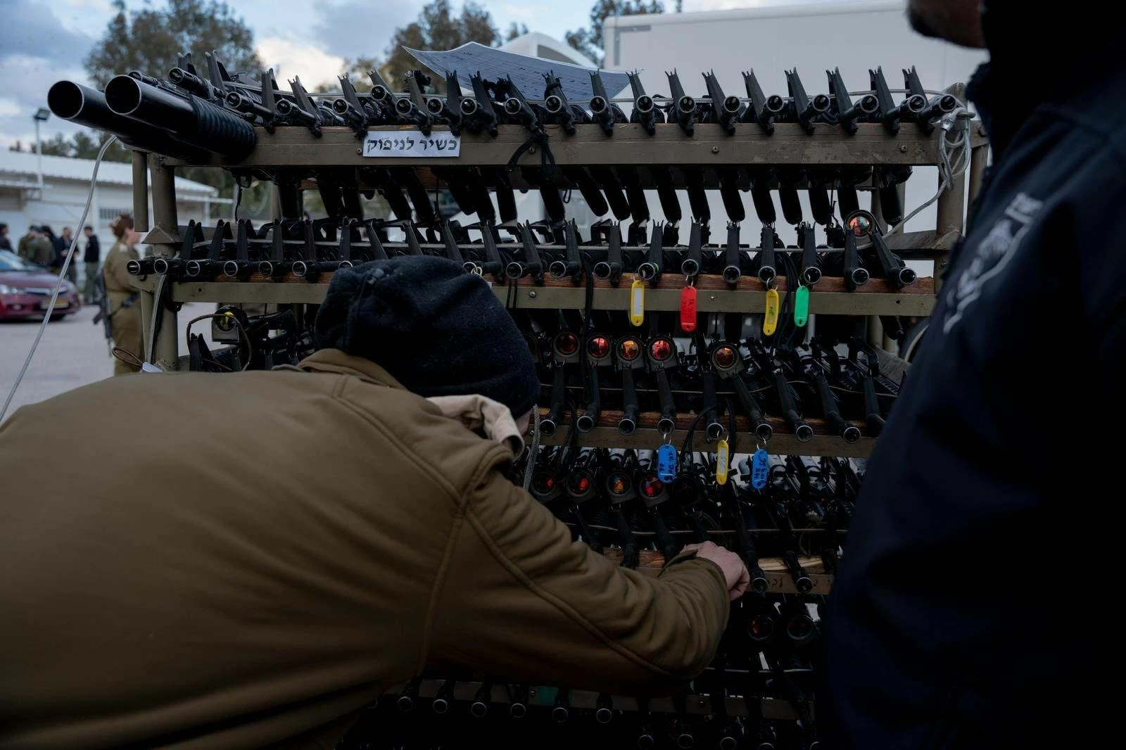 متحدث عسكري: استدعاء 100 ألف جندي احتياطي في إسرائيل