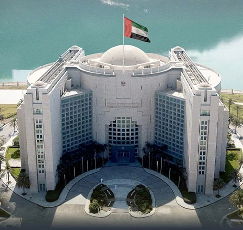 الإمارات تعلن إغلاق سفارتها في طهران على خلفية الاعتداءات الإيرانية السافرة