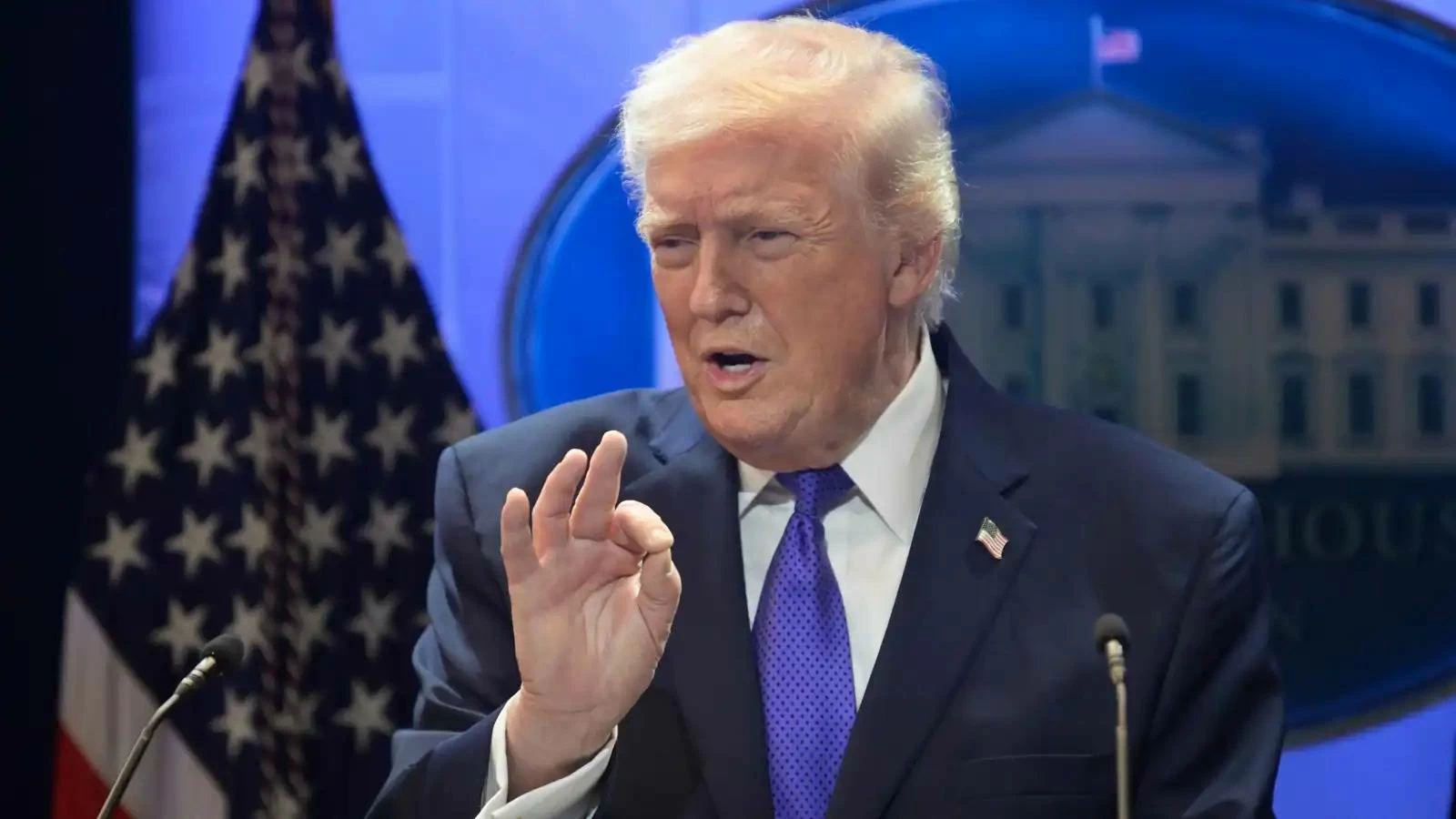 &laquo;استعيدوا بلادكم&raquo;.. ترامب يدعو الإيرانيين إلى اغتنام اللحظة