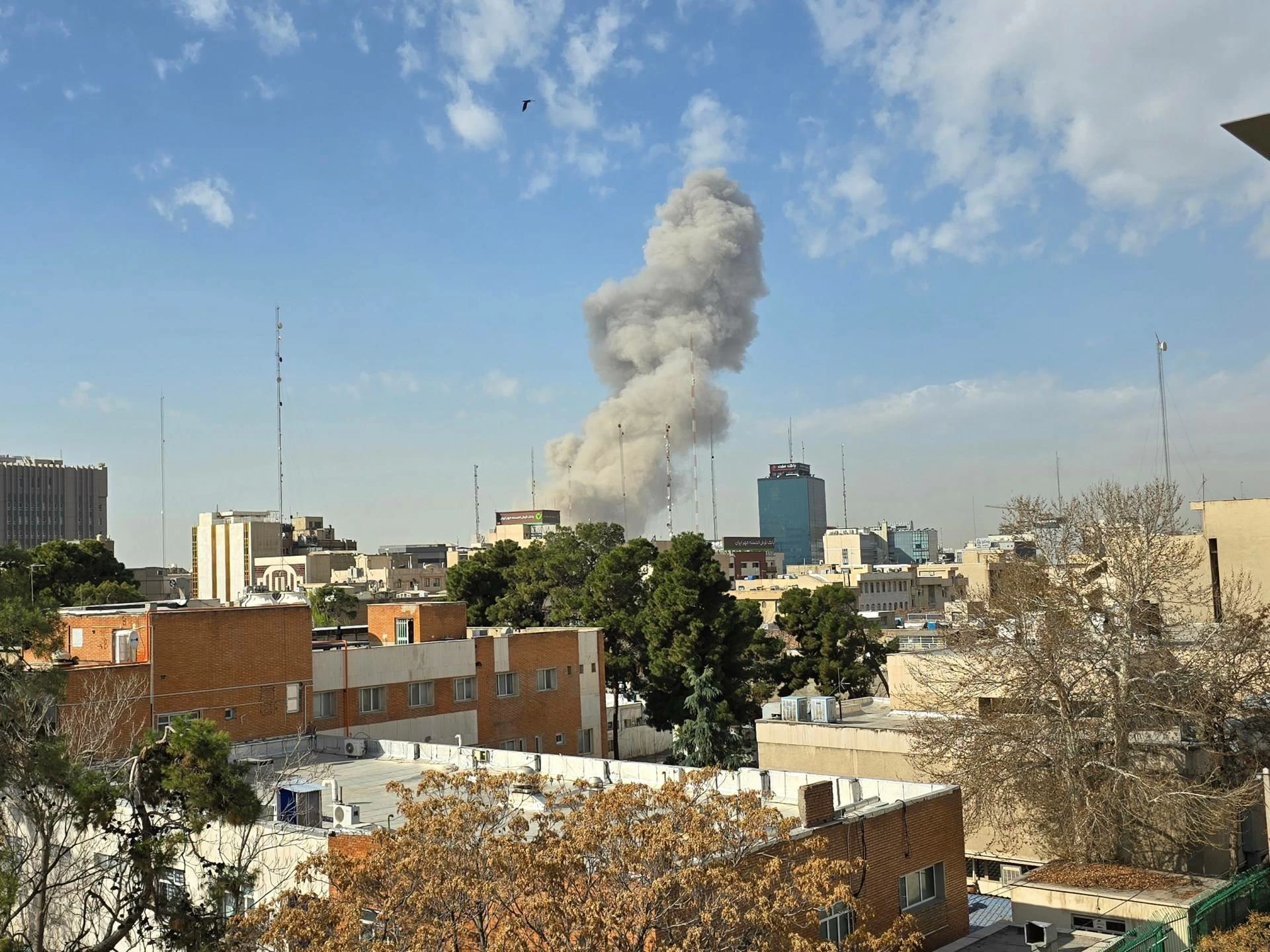 "أكسيوس": الهجوم على إيران كان مخططًا قبل أسبوع من تنفيذه