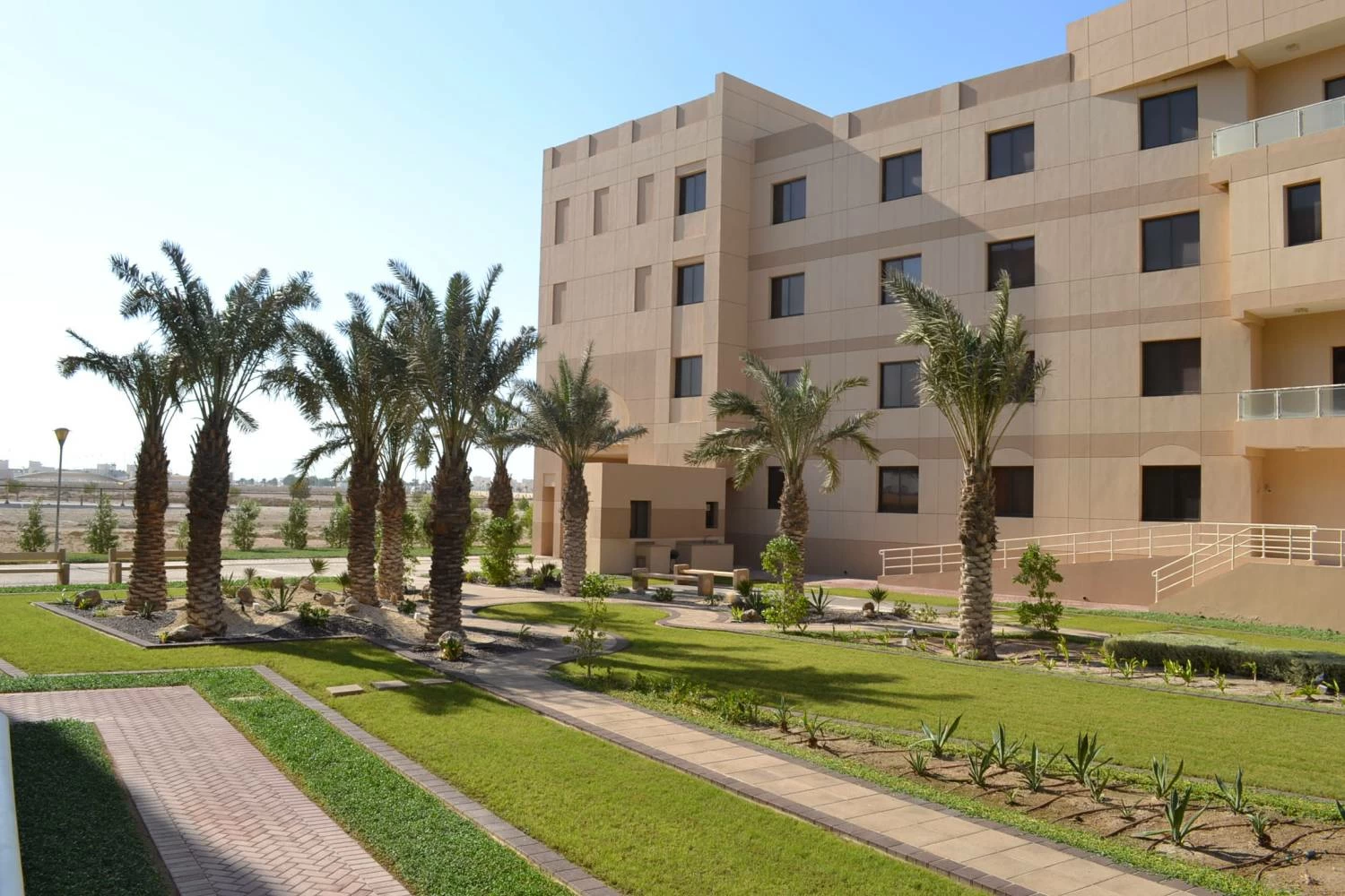الجامعة الملكية للبنات تفتح سكنها الجامعي دعماً للطالبات والكوادر النسائية في كافة المؤسسات