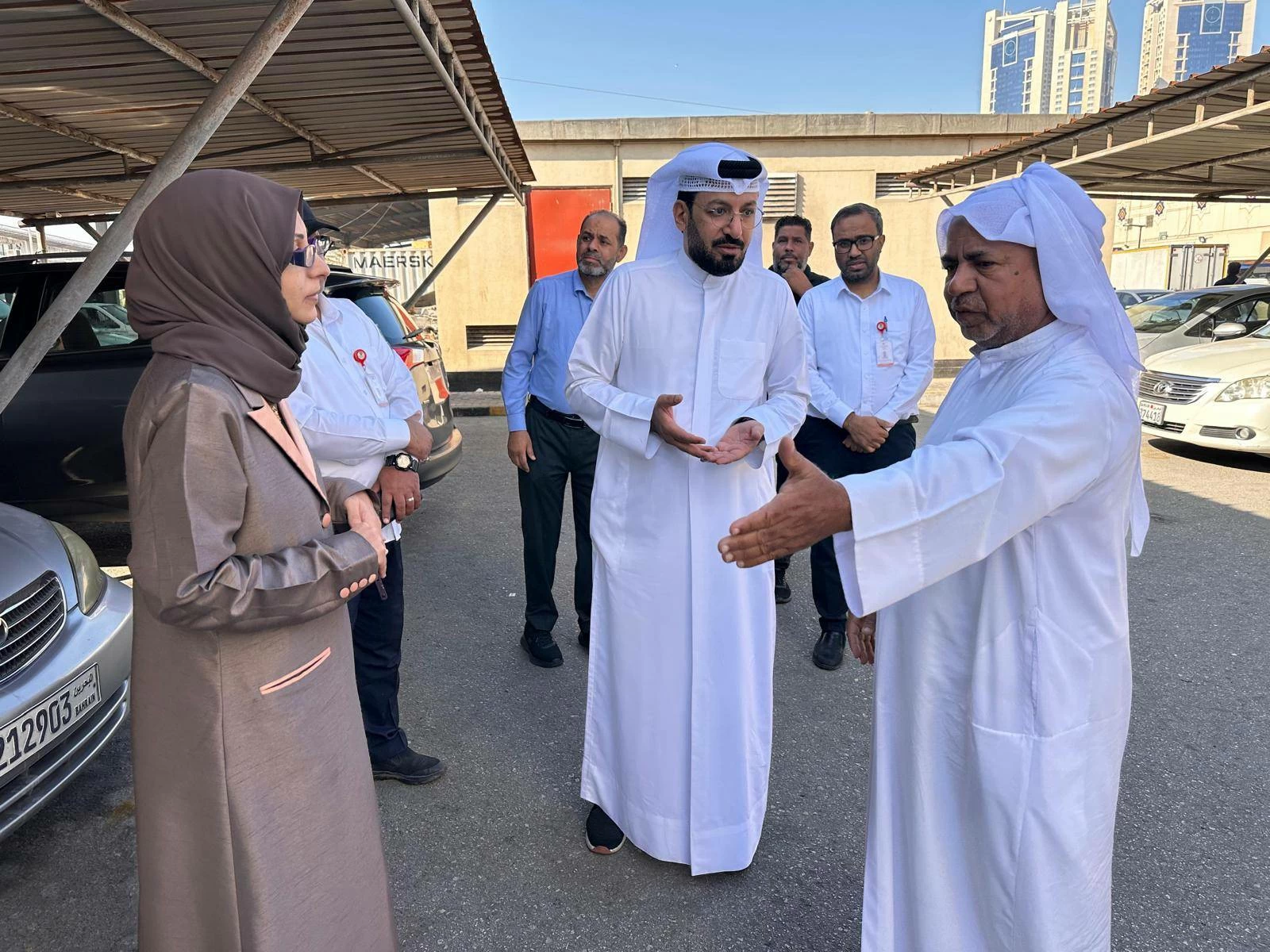 مدير عام أمانة العاصمة في زيارة ميدانية للمنامة المركزي