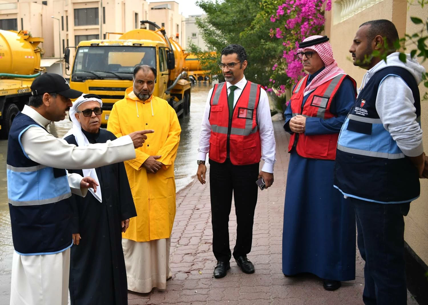 زير شؤون البلديات والزراعة: فرق الطوارئ تواصل أعمالها منذ بدء هطول الأمطار وعلى مدار الساعة في جميع المحافظات