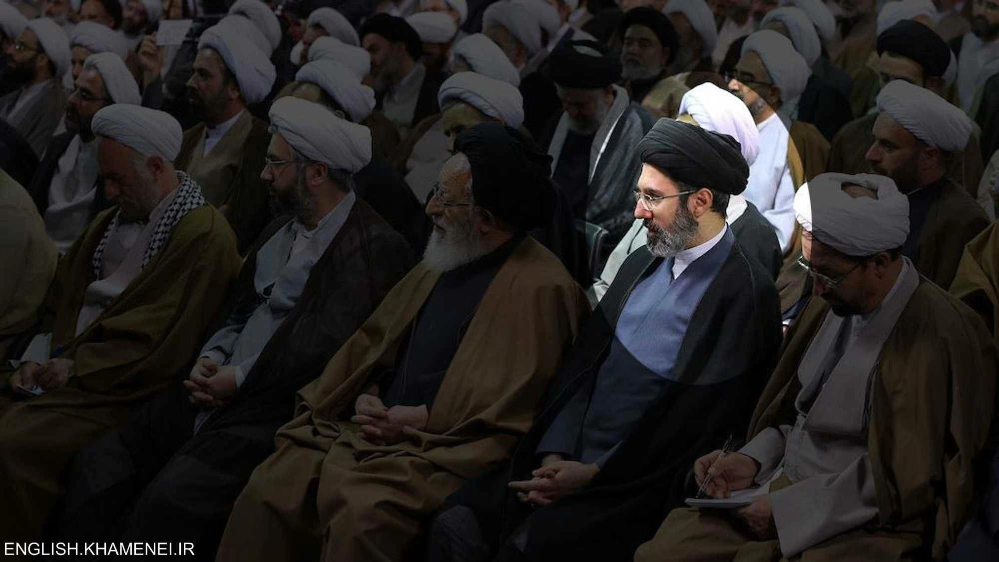 البيت الأبيض: الاستخبارات تتابع مجتبي علي خامنئي