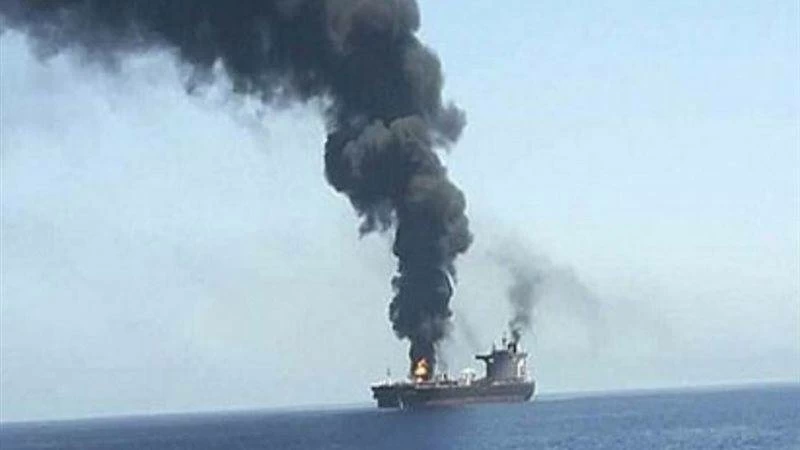 شركة: بدن ناقلة نفط تعرض لثقب بعد انفجار قرب ميناء خور الزبير في العراق