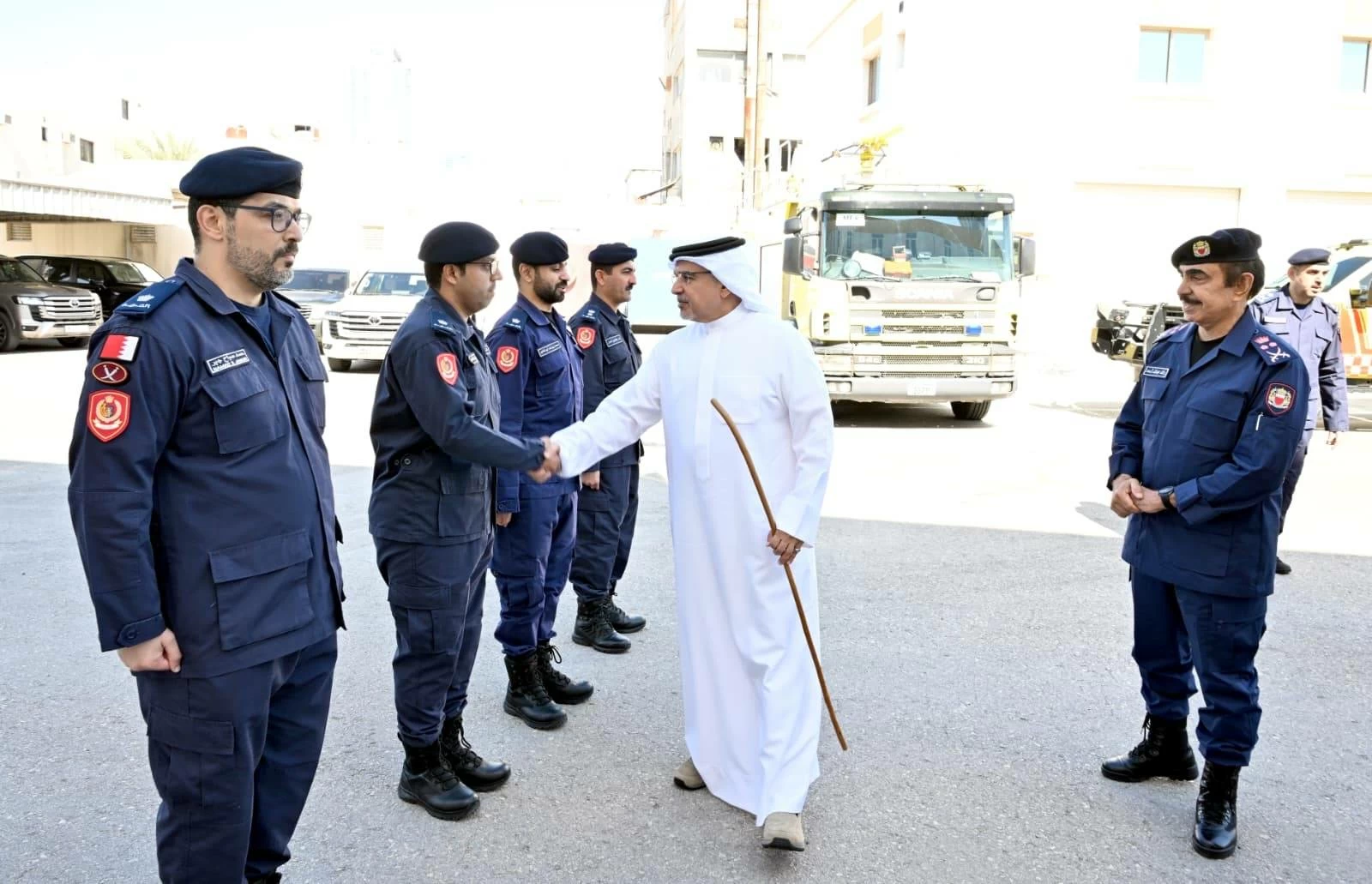 ولي العهد رئيس الوزراء يزور "الدفاع المدني" و"الوطني لإدارة الطوارىء المدنية"