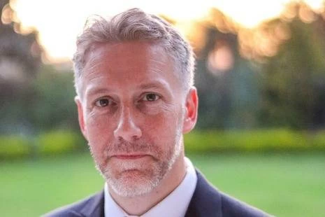 سفير المملكة المتحدة: طائرات بريطانية ستحلق فوق البحرين دعماً للدفاع عنها