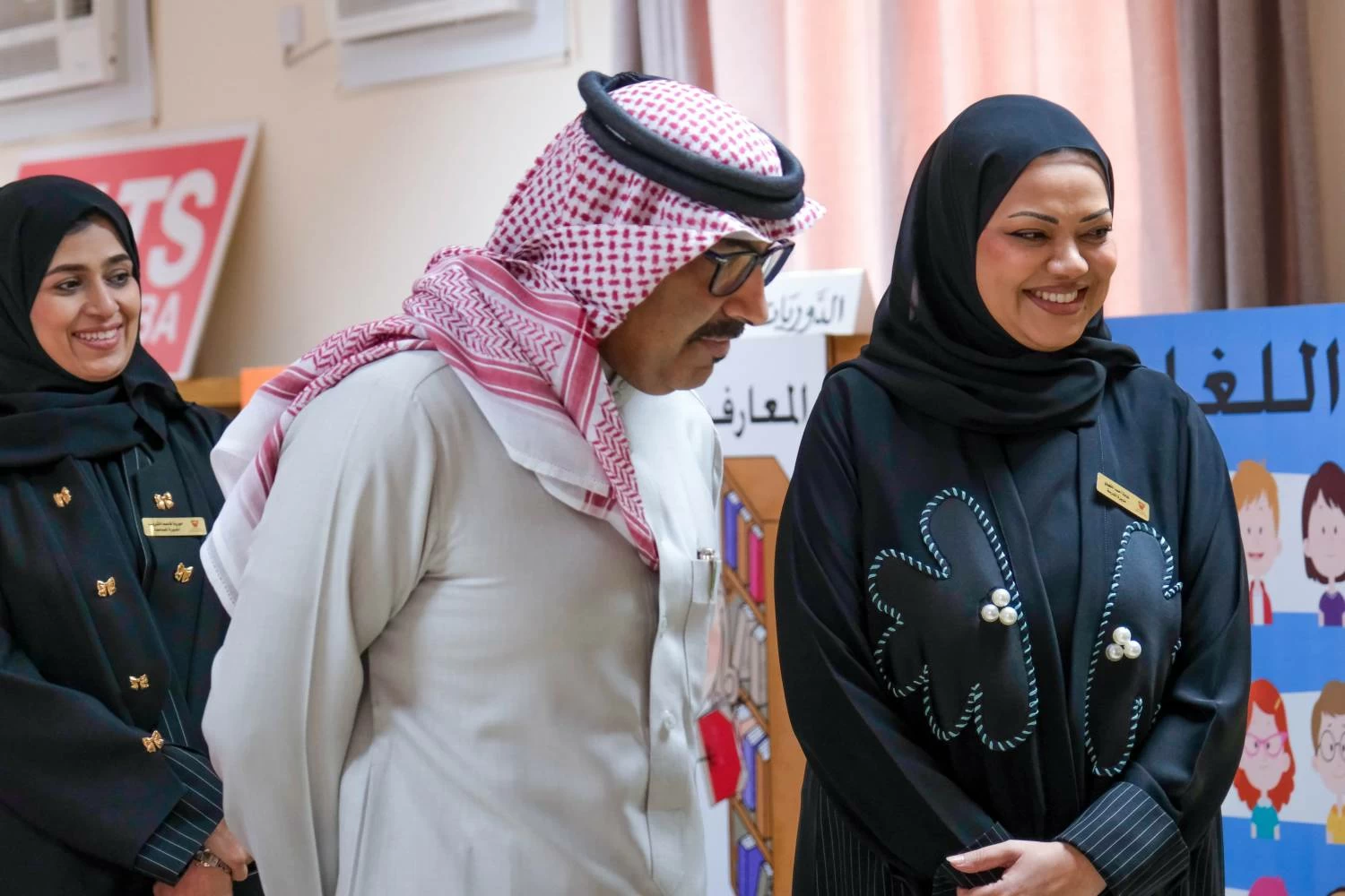 وزير التربية والتعليم يزور عددًا من المدارس للاطلاع على سير العملية التعليمية عبر المنصات الرقمية