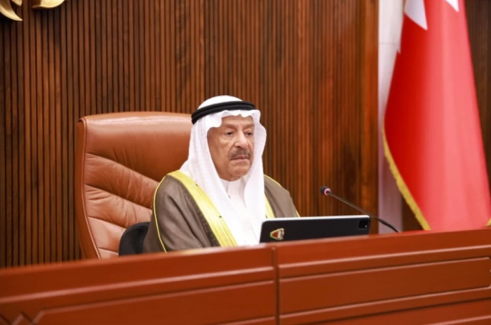 رئيس الشورى: نقف صفًا واحدًا خلف قيادة الملك لحماية أمن البحرين وصون سيادتها