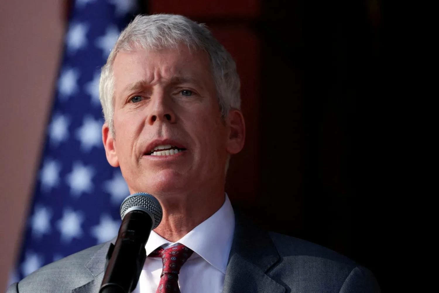 وزير الطاقة الأمريكي: واشنطن &laquo;لا تستهدف&raquo; البنى التحتية للطاقة في إيران