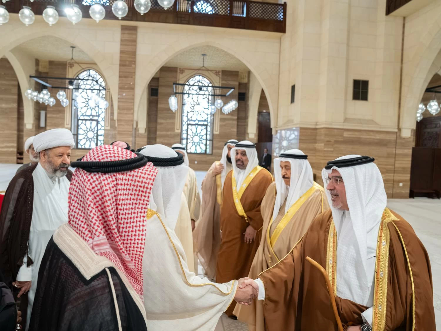 ولي العهد رئيس الوزراء: الالتفاف حول راية الوطن بقيادة جلالة الملك المعظم واجب ديني وتاريخي ومجتمعي