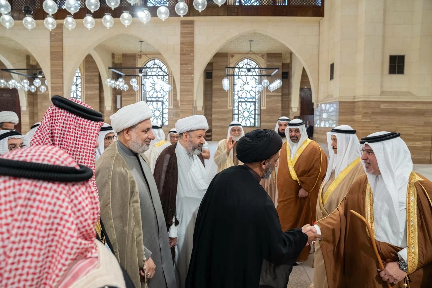 ولي العهد رئيس الوزراء: الالتفاف حول راية الوطن بقيادة جلالة الملك المعظم واجب ديني وتاريخي ومجتمعي