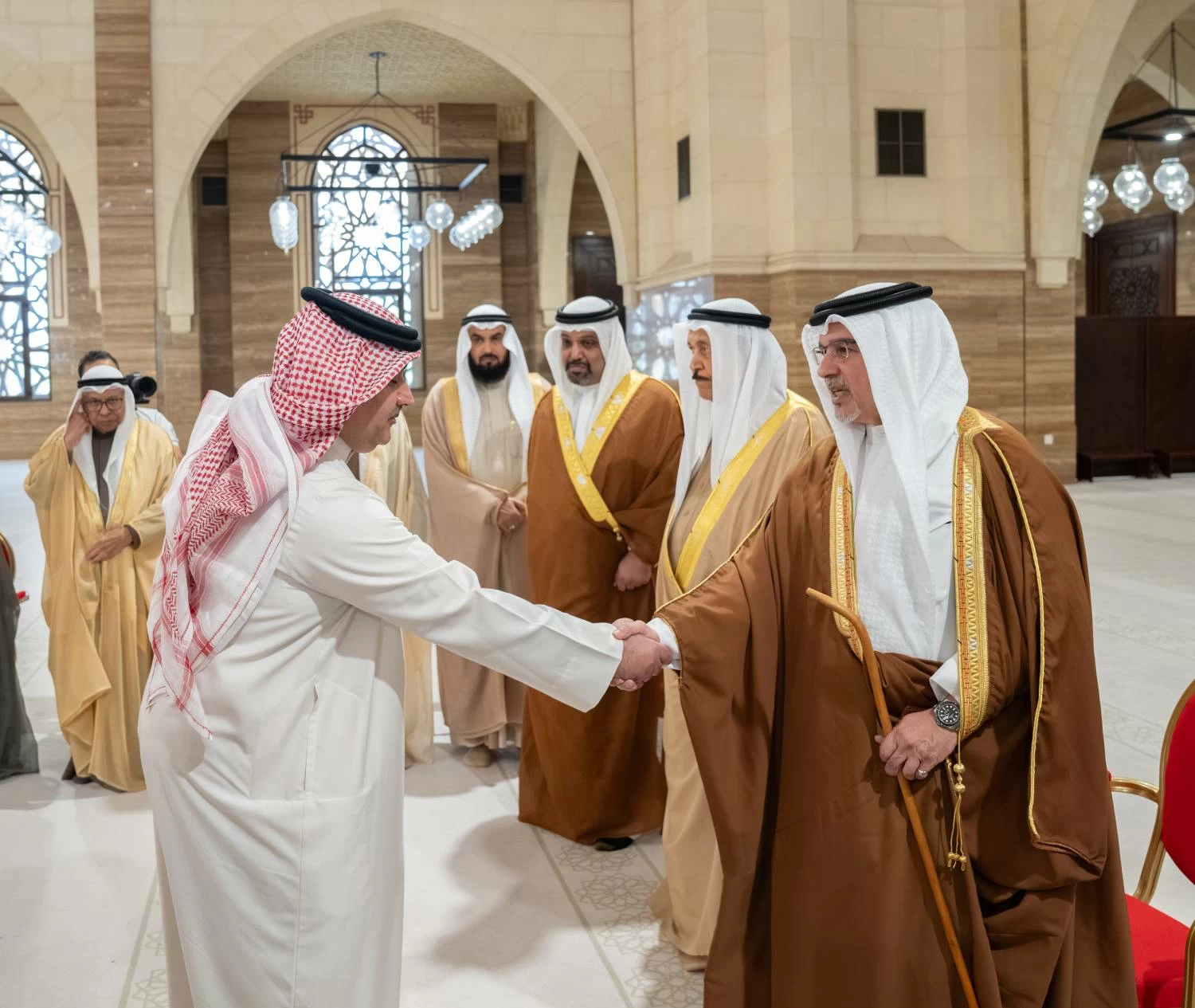 ولي العهد رئيس الوزراء: الالتفاف حول راية الوطن بقيادة جلالة الملك المعظم واجب ديني وتاريخي ومجتمعي