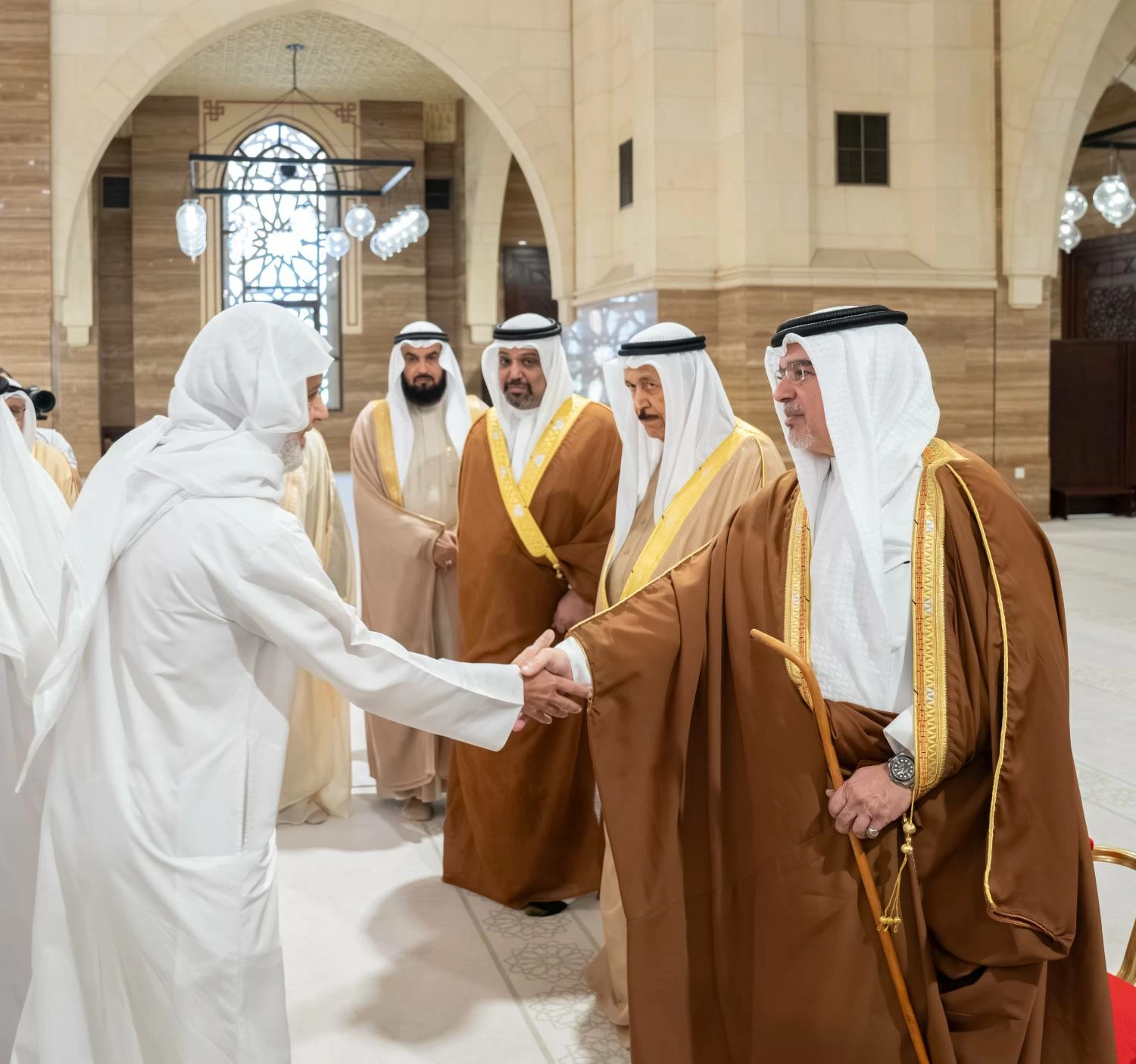 ولي العهد رئيس الوزراء: الالتفاف حول راية الوطن بقيادة جلالة الملك المعظم واجب ديني وتاريخي ومجتمعي