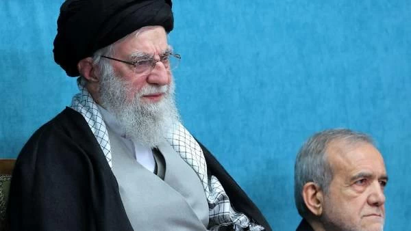 خامنئي ثان مرشداً لإيران أصغر بـ 30 سنة.. وترامب غير راض