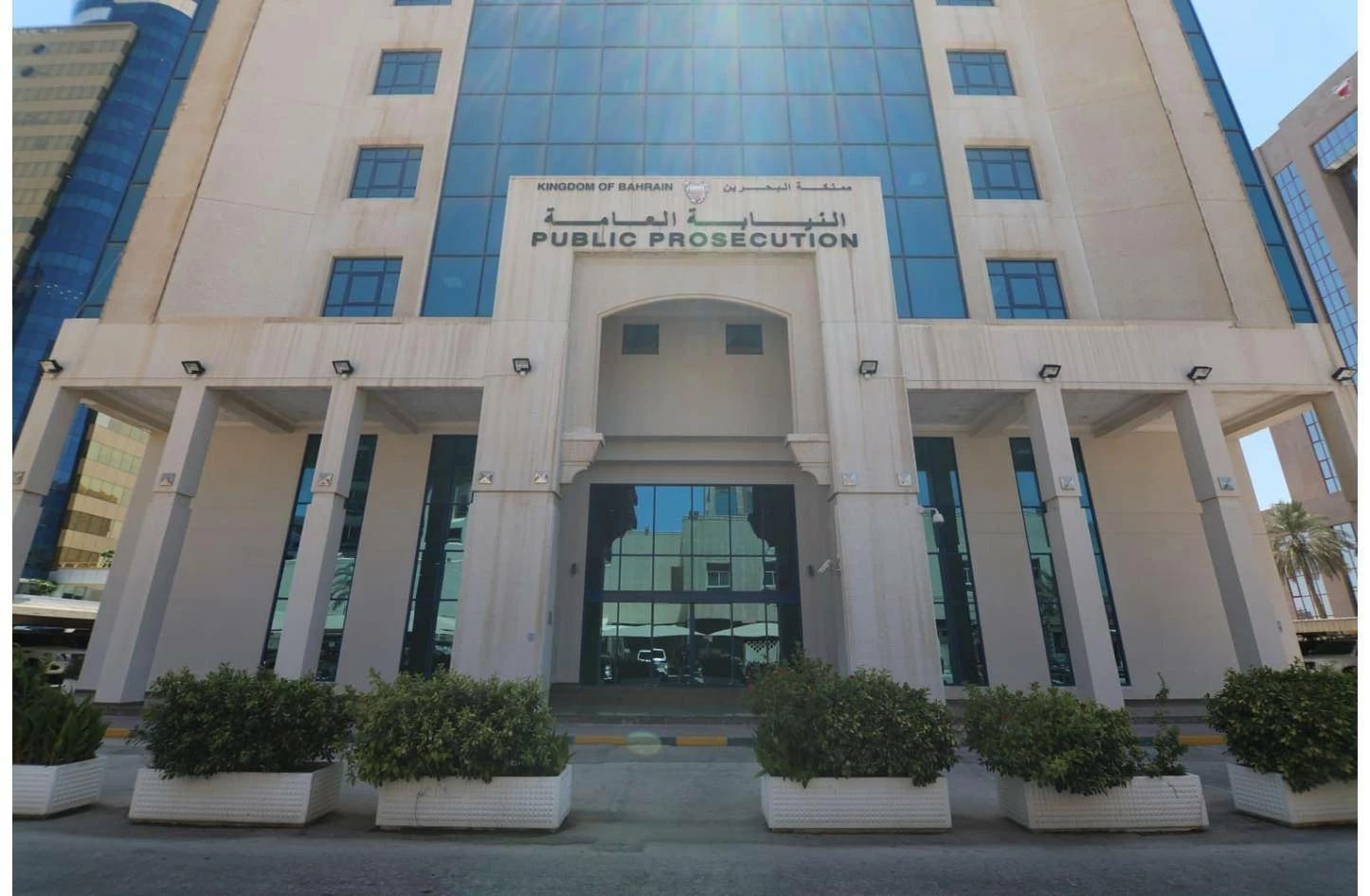 بدء محاكمة عدد من المتهمين بترويج وتمجيد الأعمال العدائية والإرهابية ضد المملكة