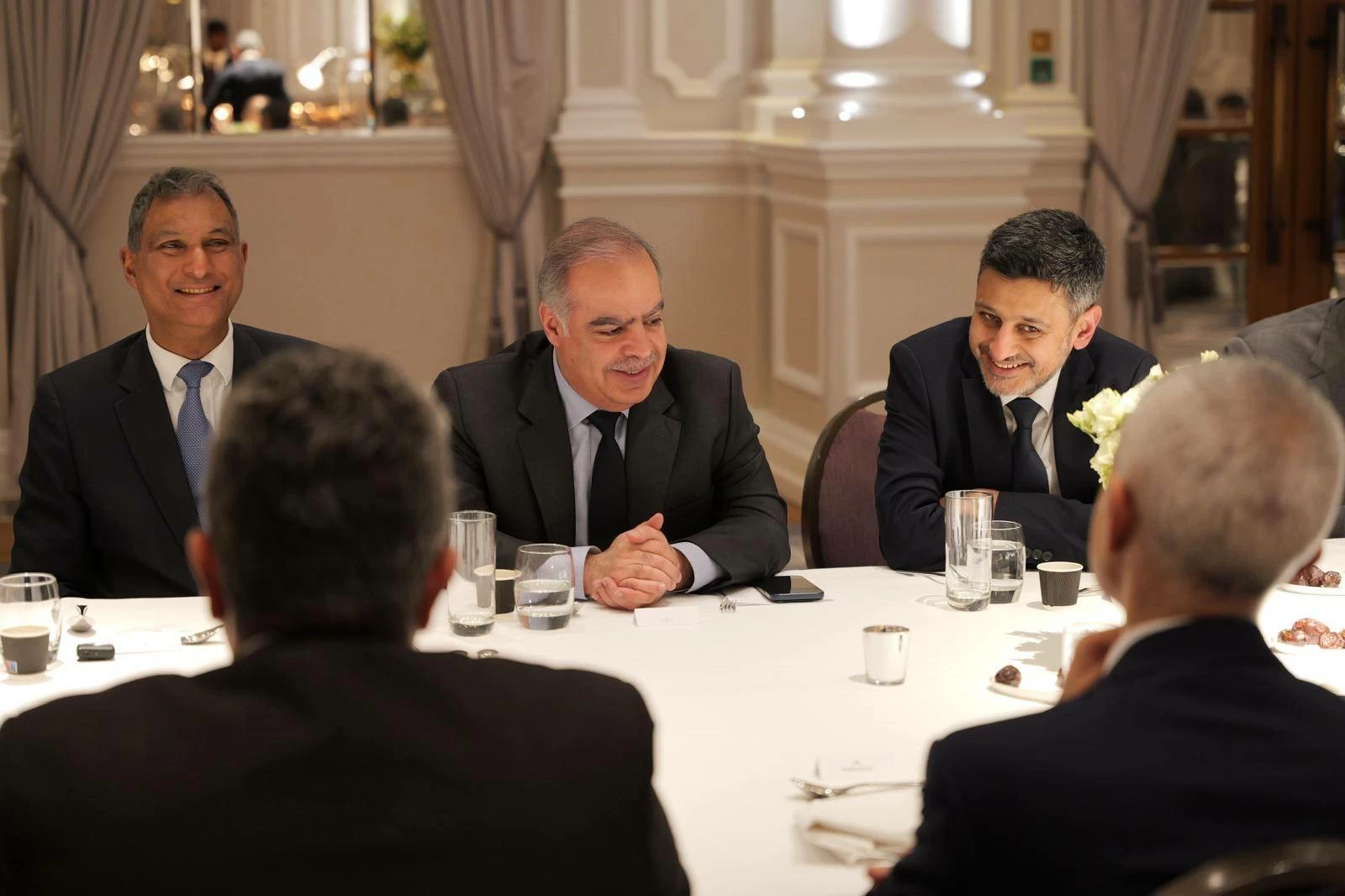 عميد السلك الدبلوماسي العربي في لندن يقيم مأدبة إفطار على شرف عمدة لندن والبرلمانيين البريطانيين المسلمين